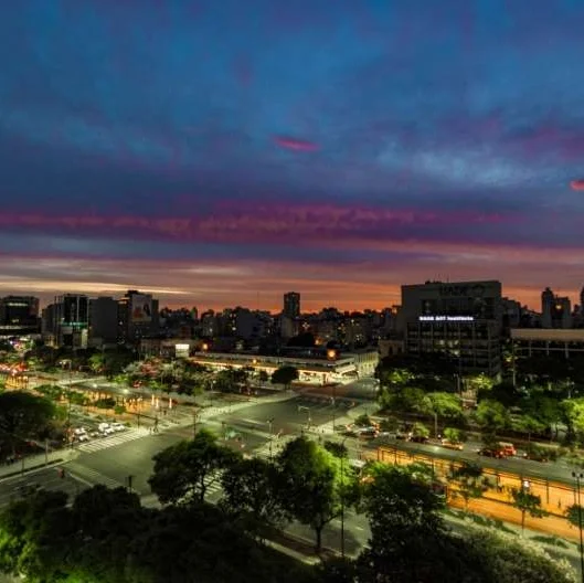 爱游戏竞技-布宜诺斯艾利斯独立伤病名单更新，关键球员状态备受关注的简单介绍