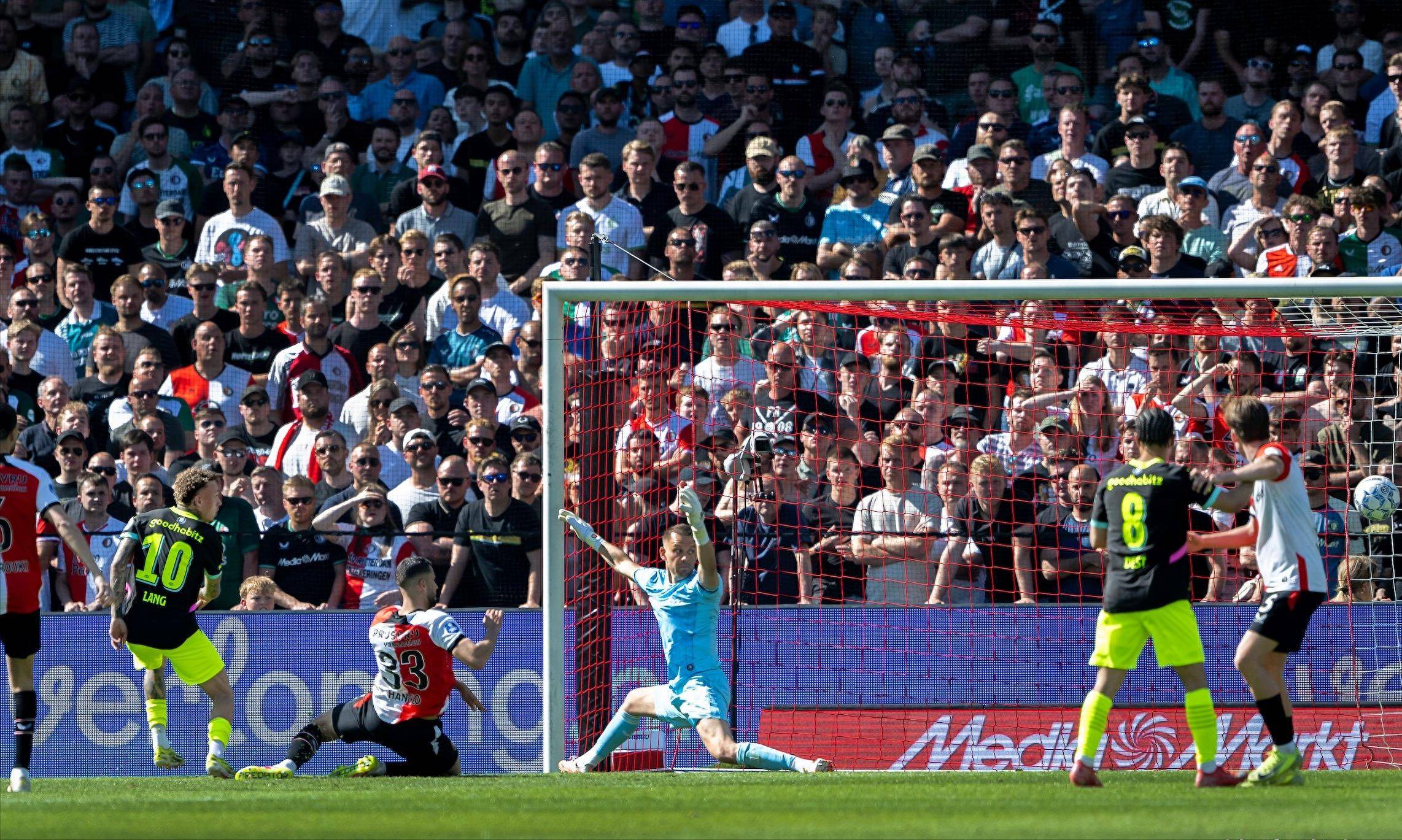 爱游戏注册-包含阿贾克斯大胜对手，荷甲争冠形势一片大好的词条