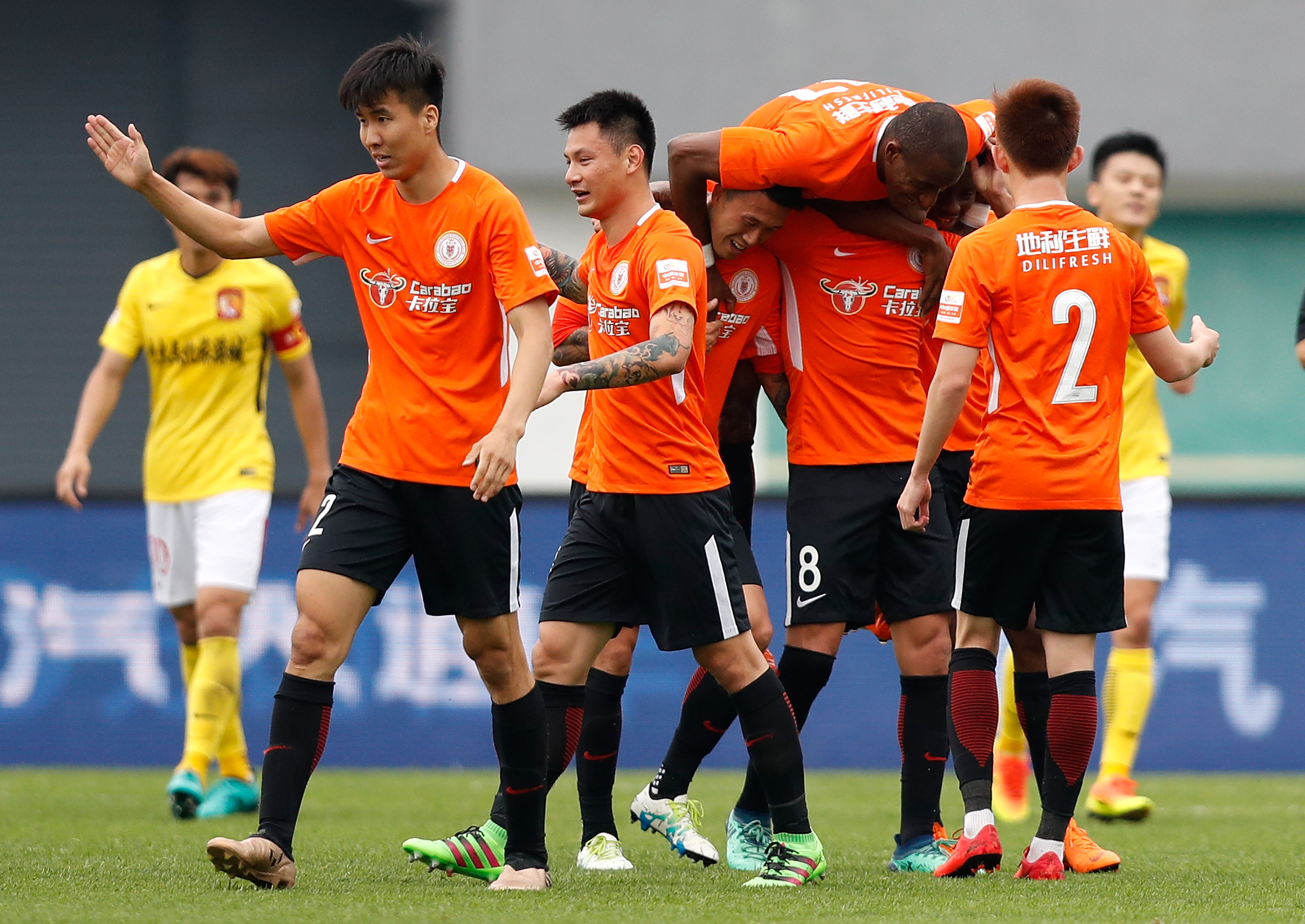 恒大不敌河北,中超领跑位置出现动摇的简单介绍 恒大不敌河北,中超领跑位置出现动摇的简单介绍