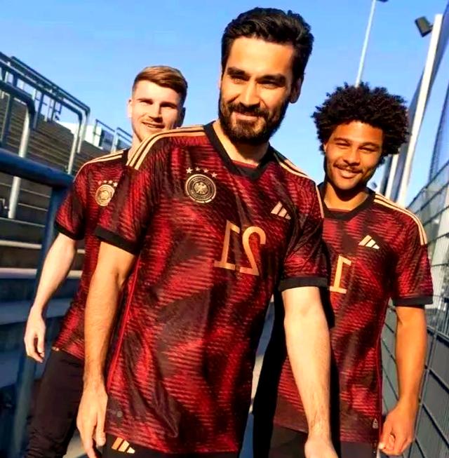 爱游戏app下载地址-关于全球各大洲球队角逐激烈，赛事精彩纷呈的信息