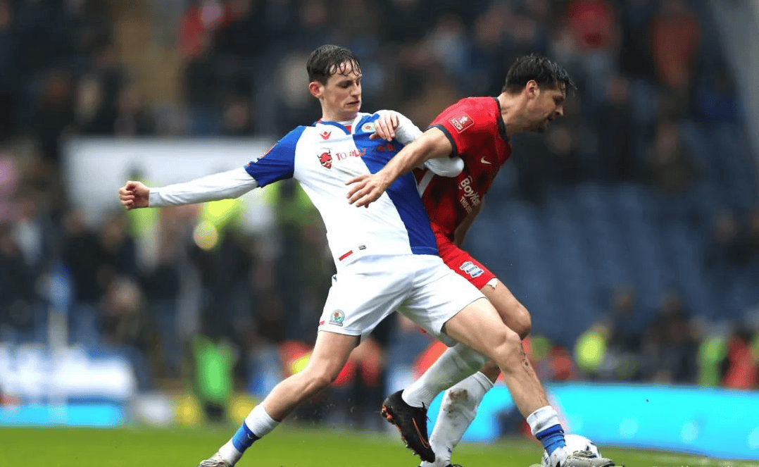 爱游戏入口-狼队主场-完胜朴茨茅斯，双杀曼联