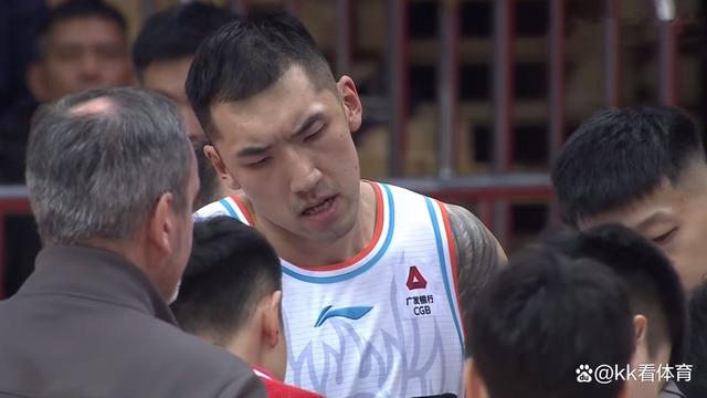 爱游戏官网登录网址-山东队客场逆转河南男篮获得胜利