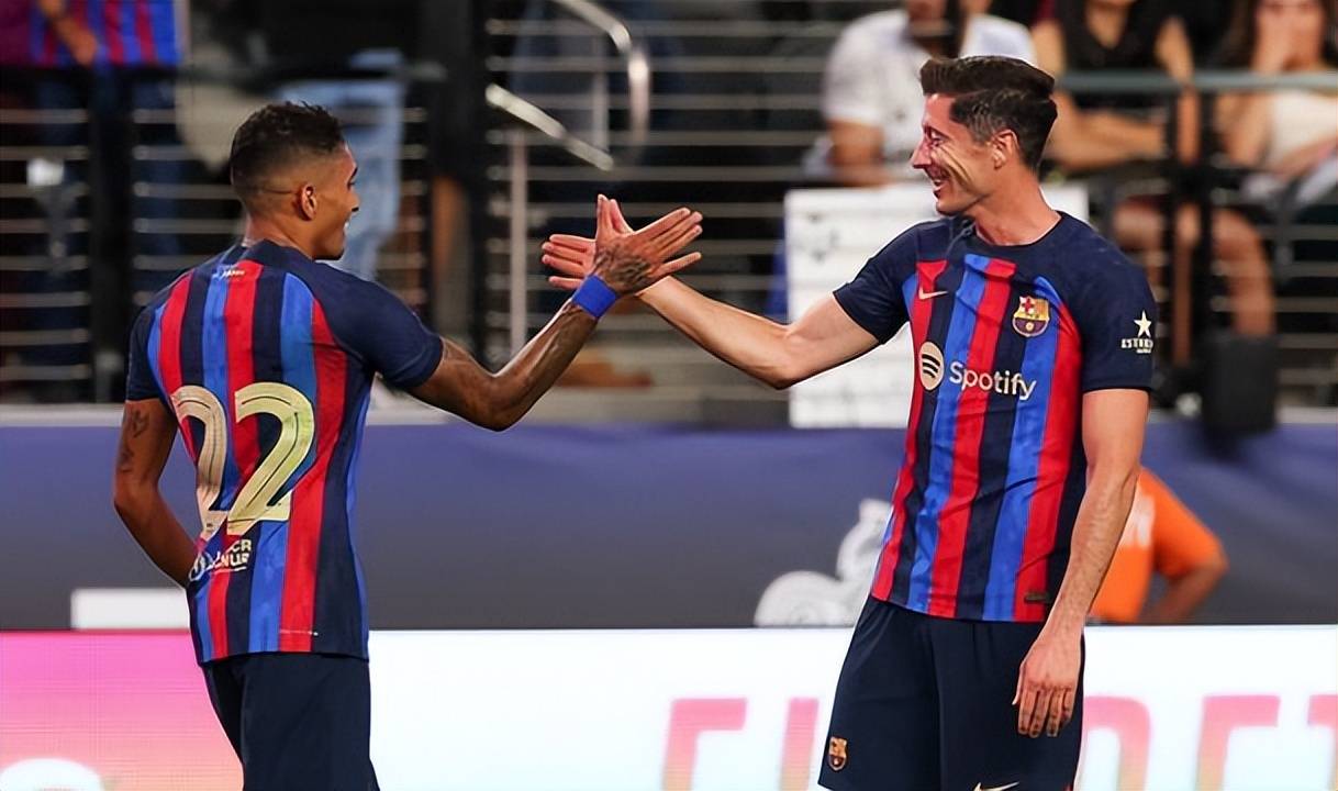 曝光:瓦伦西亚险胜晋级,欧冠半决赛!的简单介绍 曝光:瓦伦西亚险胜晋级,欧冠半决赛!的简单介绍