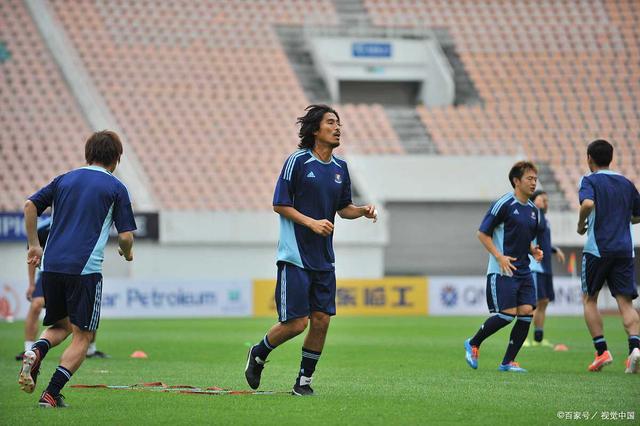 爱游戏官方-横滨水手阵容强大，击败对手领跑积分榜的简单介绍