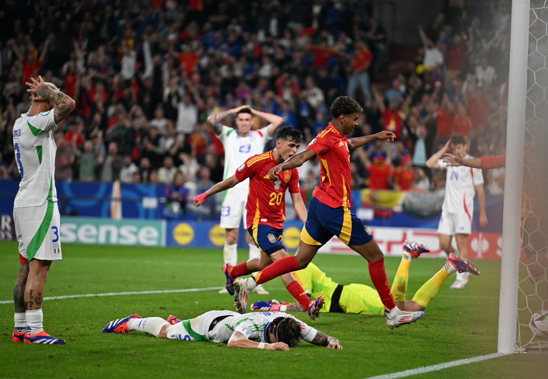 马德里竞技惨败,欧冠前景黯淡 马德里竞技惨败,欧冠前景黯淡