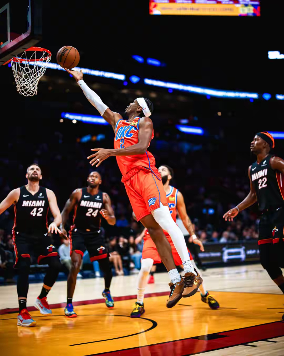 爱游戏亚洲官网-热火惨败老鹰遭遇两连败