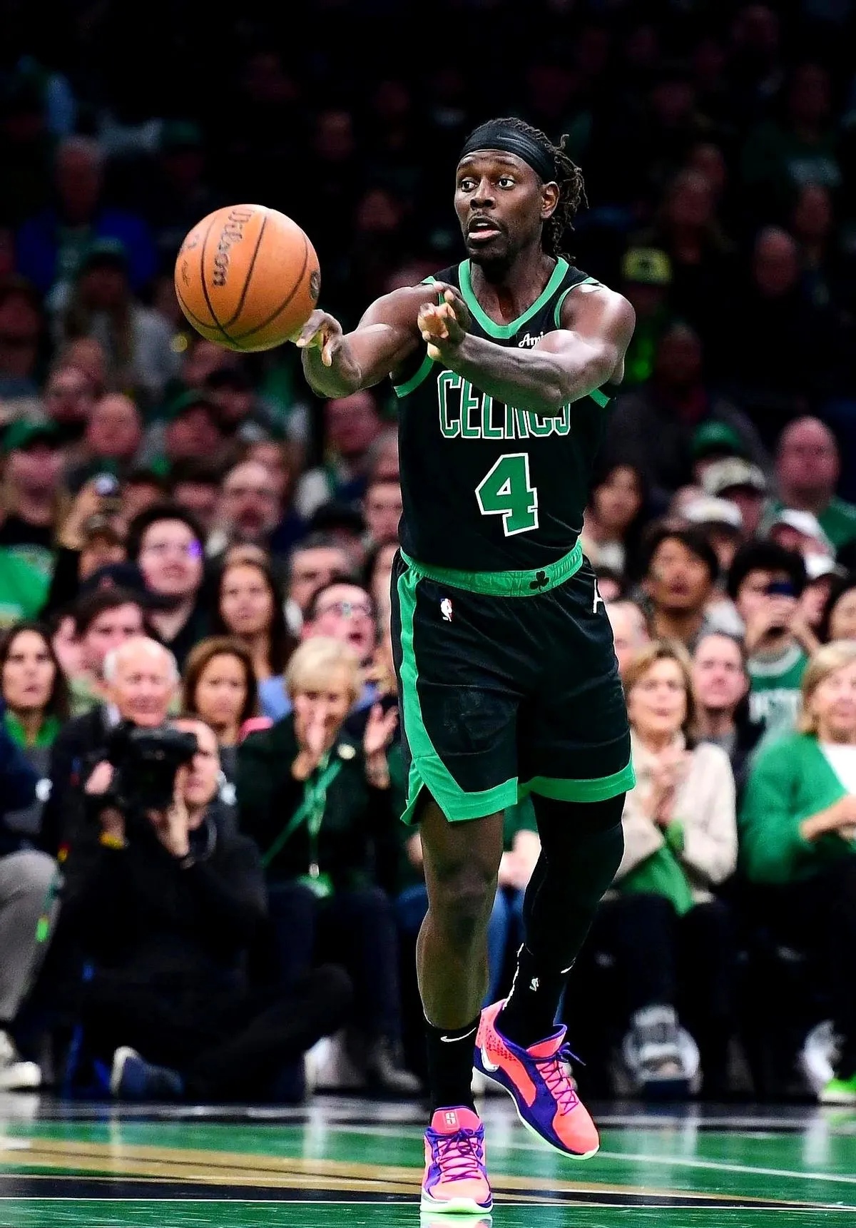 爱游戏链接-篮网连胜人，霍勒迪成全队得分王的简单介绍